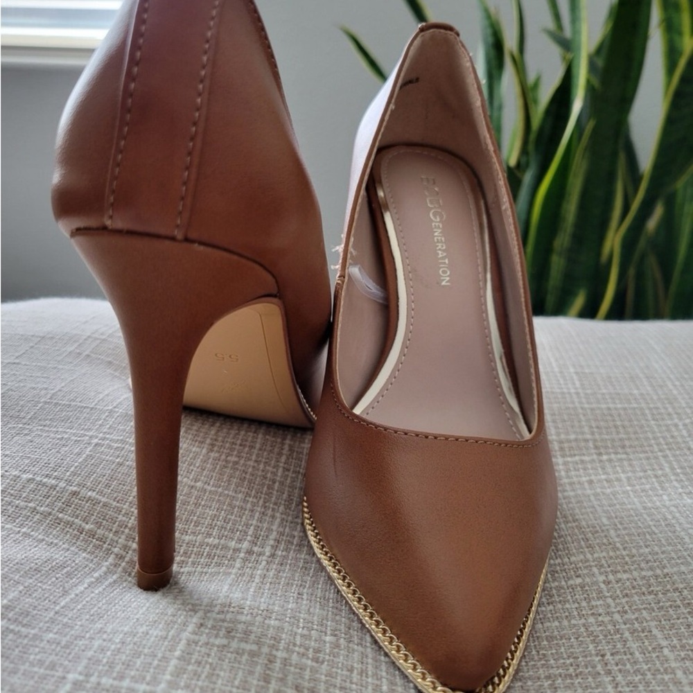 BCBGeneration Brown Pointed Toe Leather Heels